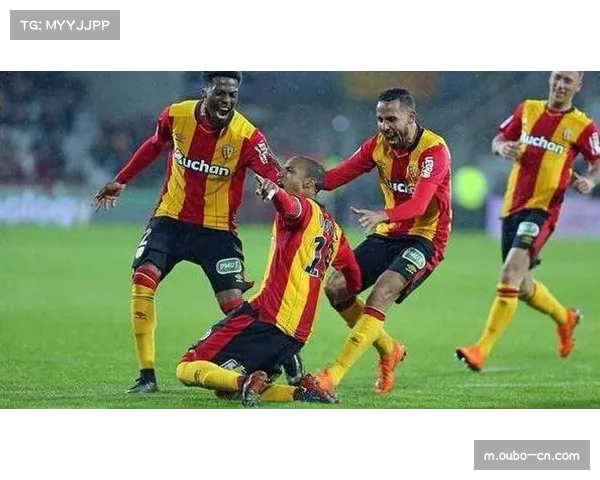 朗斯主场延续连胜势头，马赛体能存疑成关键因素